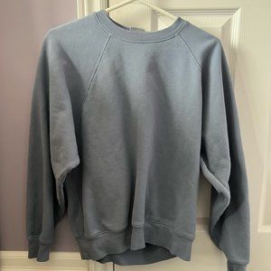 aritzia crewneck